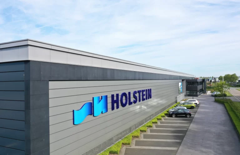 Holstein Hortiplastics Honselersdijk vooraanzicht